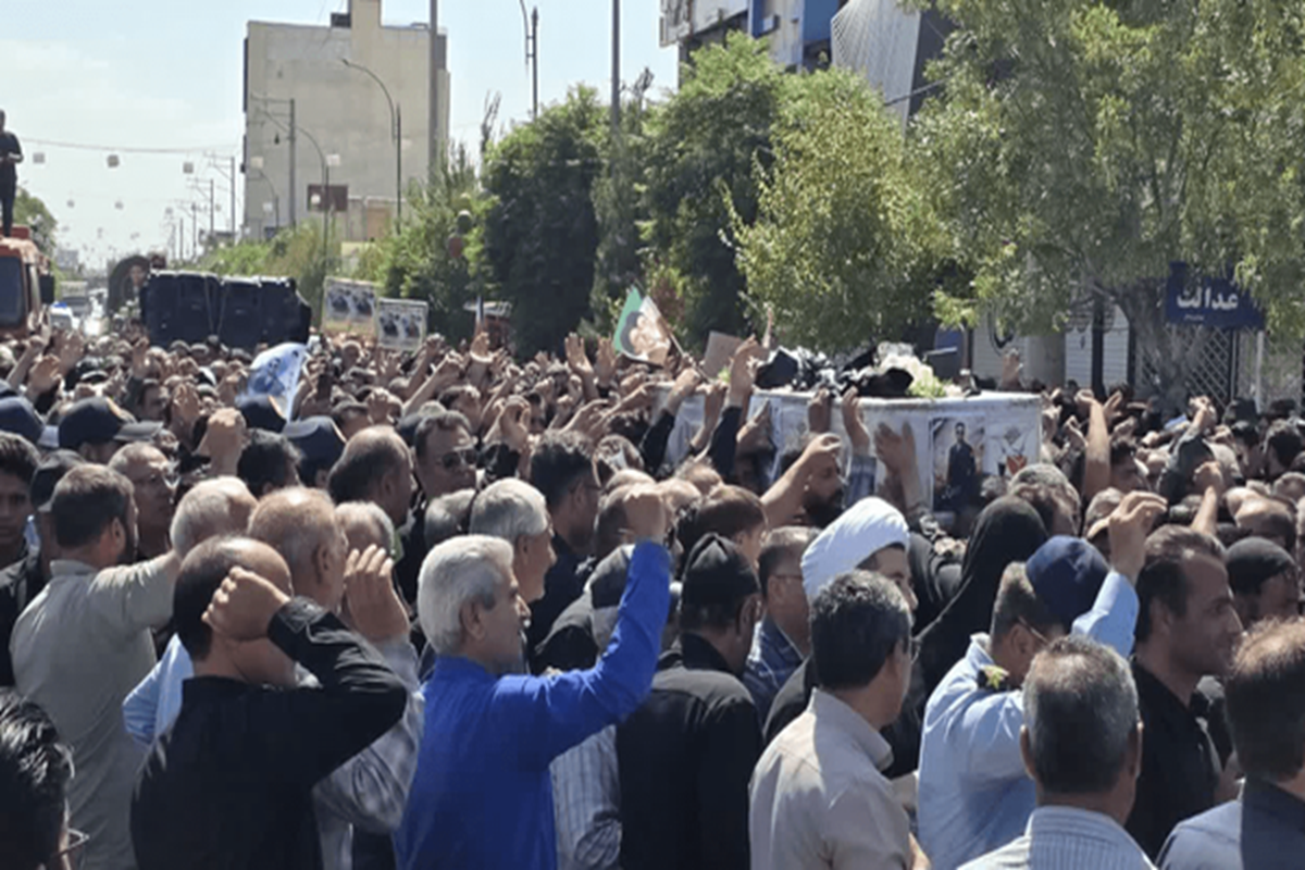 مراسم تشییع شهید استوار دوم علیرضا زارعی ثانی در بردسکن برگزار شد