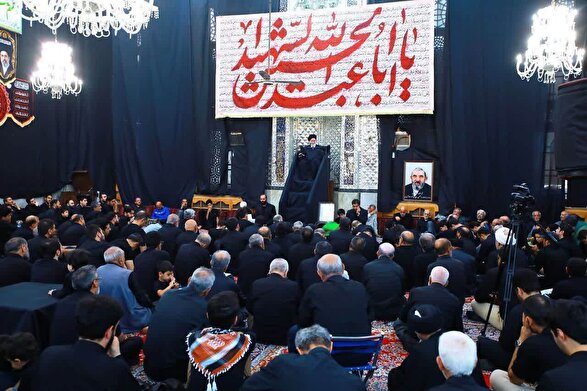 آیت‌الله علم‌الهدی: حضرت ابوالفضل عباس (ع) تا آخرین لحظه، جلوه کامل تبعیت از ولایت بود | عاشورا مدرسه تشخیص تکلیف برای همه دوران‌هاست