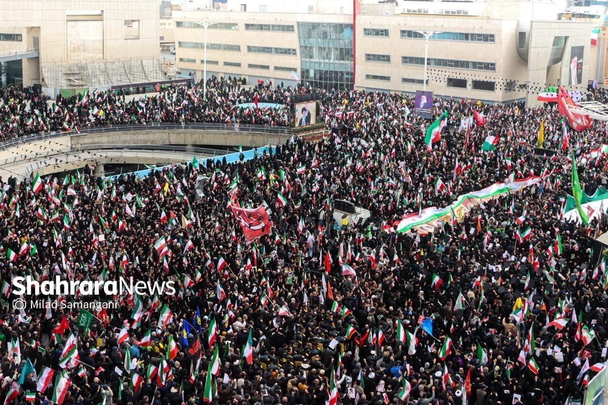 شرکت‌کنندگان در مراسم تشییع رهبر شهید بیمه می‌شوند