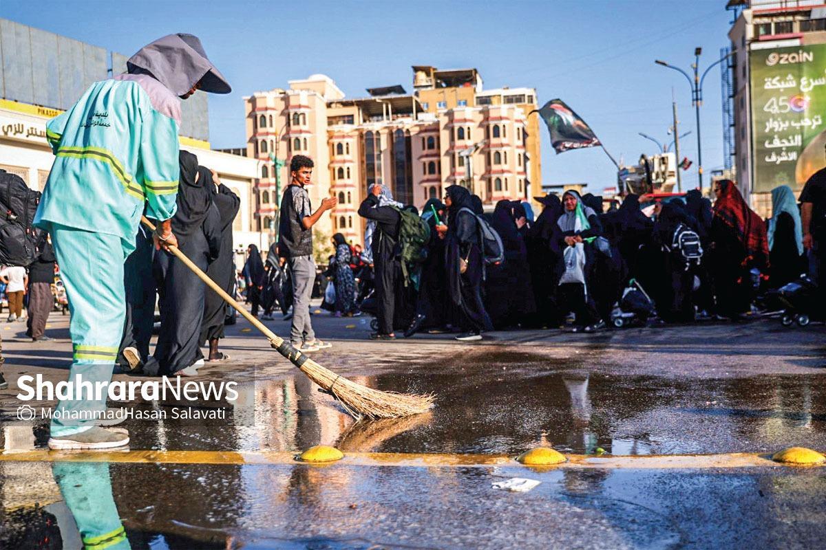 گزارشی از خدمت‌رسانی پاکبانان شهرداری مشهد در نجف اشرف | خدمت زیر سایه شاه نجف