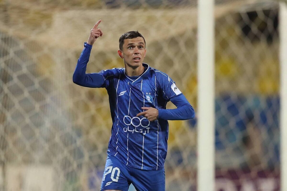 چرا پرسپولیس، بازیکن استقلال را جذب نکرد؟