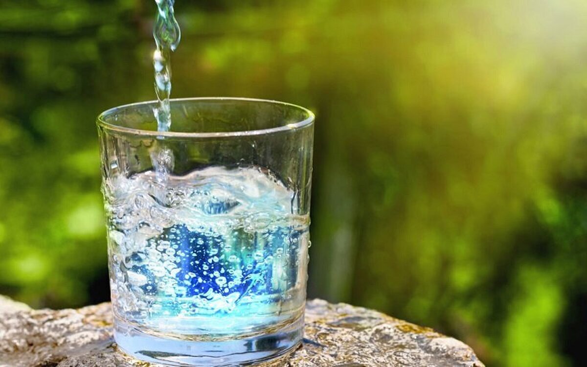 نوشیدن مایعات را به زمان تشنگی موکول نکنید