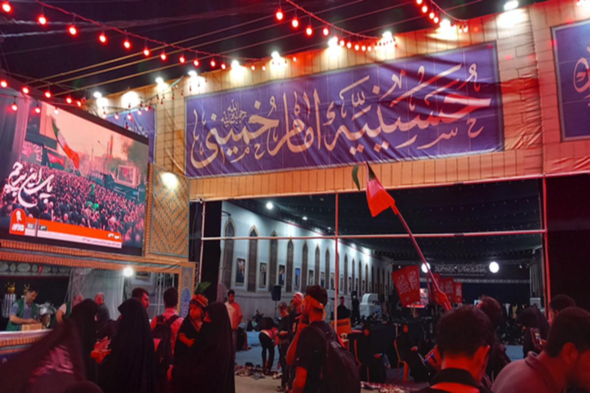 حسینیه امام خمینی(ره) در ابعاد واقعی در مسیر کربلا+فیلم