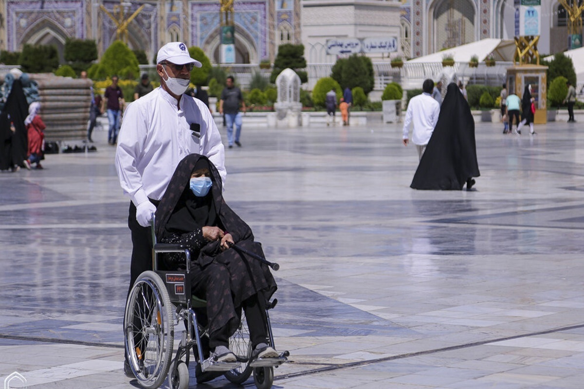 ظرفیت خدمات صندلی چرخ‌دار حرم مطهر امام رضا(ع) در دهه پایانی صفر افزایش می‌یابد