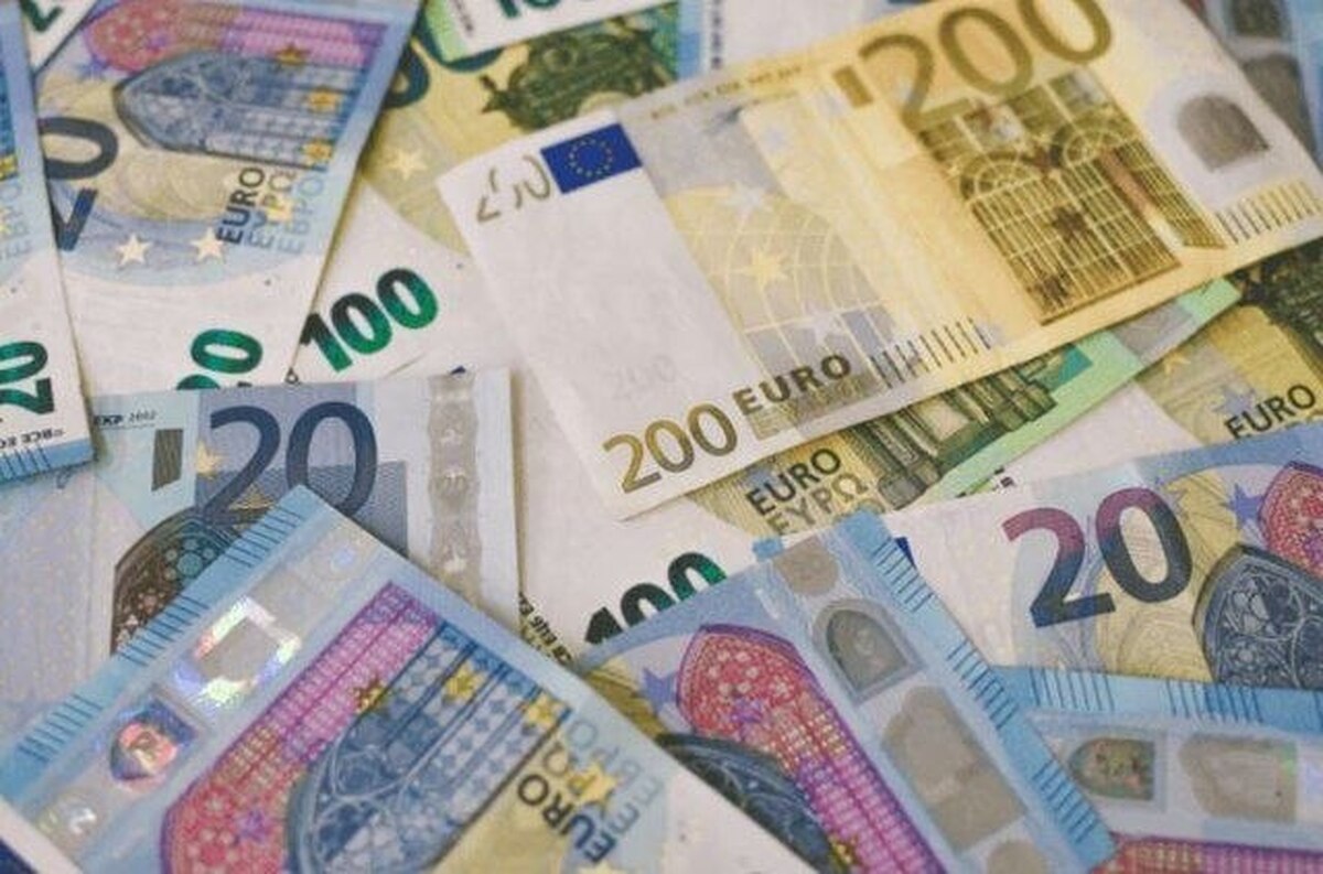 اسکناس‌های یورو بازطراحی می‌شوند + علت