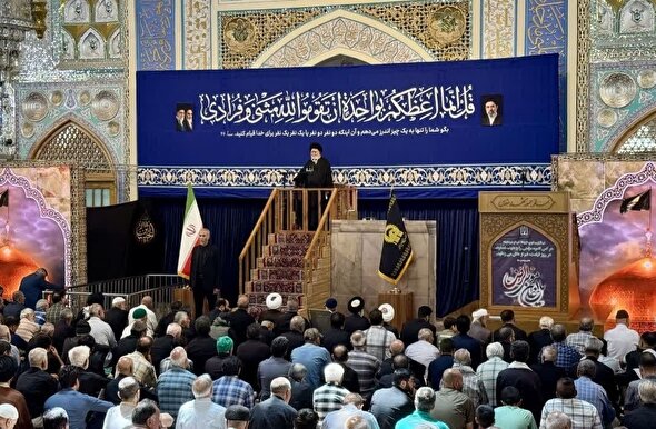آیت‌الله علم‌الهدی: نتیجه گفتمان‌های انحرافی، تضعیف قدرت ما در منطقه و رهبری است | پایان جنگ بدون دستیابی به حقوق و منافع ملی، پیروزی دشمن است