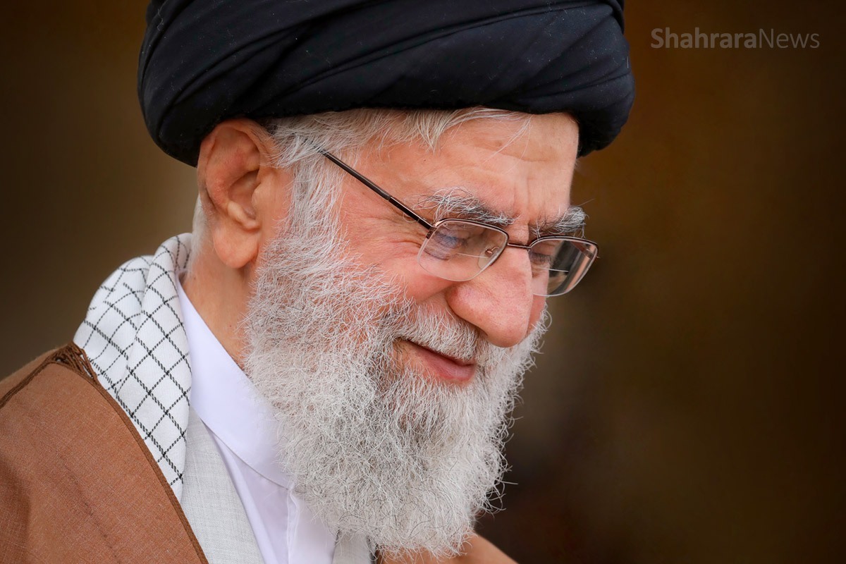 تصاویری منتشر نشده از دیدار&zwnj;های صمیمانه خانواده&zwnj;های معظم شهدا با رهبر شهید انقلاب