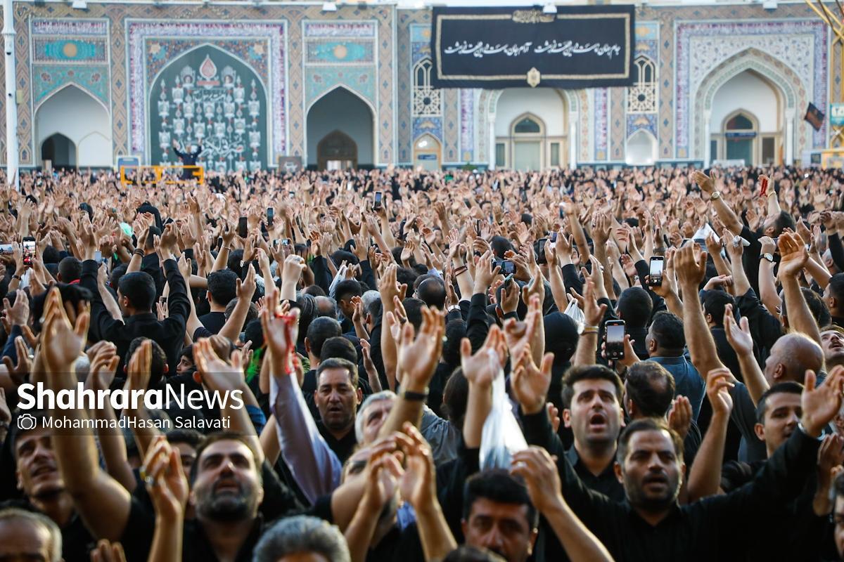 برگزاری ویژه‌برنامه «چهارپایه‌خوانی» در شب شهادت امام رضا (ع) در حرم مطهر رضوی