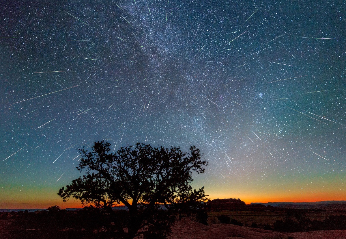 راهنمای تماشای بارش شهابی برساوُشی ۲۰۲۶ (۲۱ و ۲۲ مرداد ۱۴۰۵) + بهترین ساعت رصد راهنمای تماشای بارش شهابی برساوُشی ۲۰۲۶ (۲۱ و ۲۲ مرداد ۱۴۰۵) + بهترین ساعت رصد