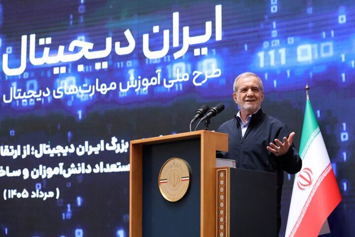 رئیس جمهور: اینکه کنار گود باشیم و فقط درباره مسائل حرف بزنیم، کافی نیست