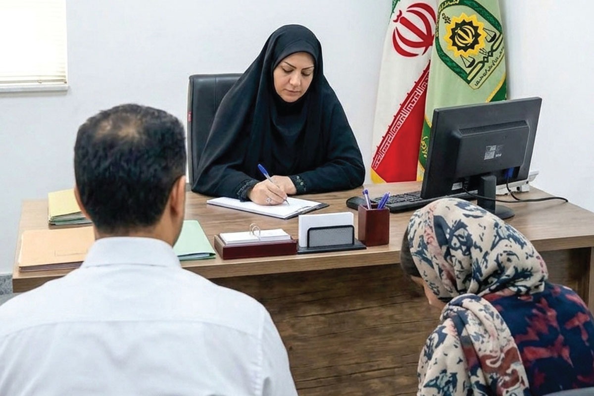 بازگشت امید به زندگی تباه شده زن جوان با کمک مرکز مشاوره پلیس مشهد