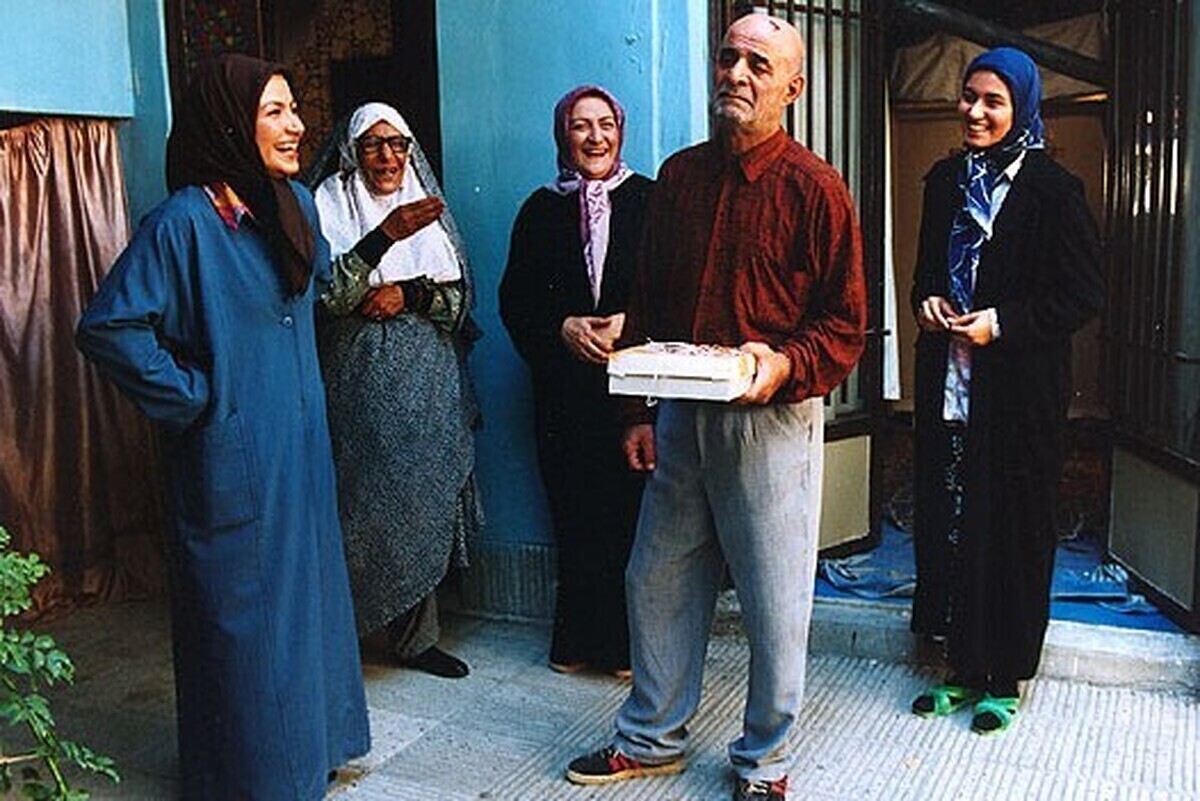 زمان بازپخش سریال متهم گریخت به کارگردانی رضا عطاران + بازیگران و خلاصه داستان