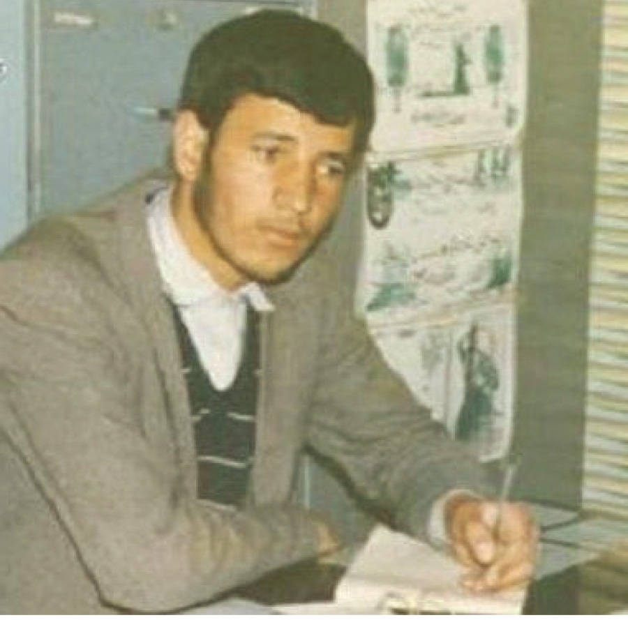 مادر شهید «محمدرضا امانی (میثم)» به فرزند شهیدش پیوست مادر شهید «محمدرضا امانی (میثم)» به فرزند شهیدش پیوست