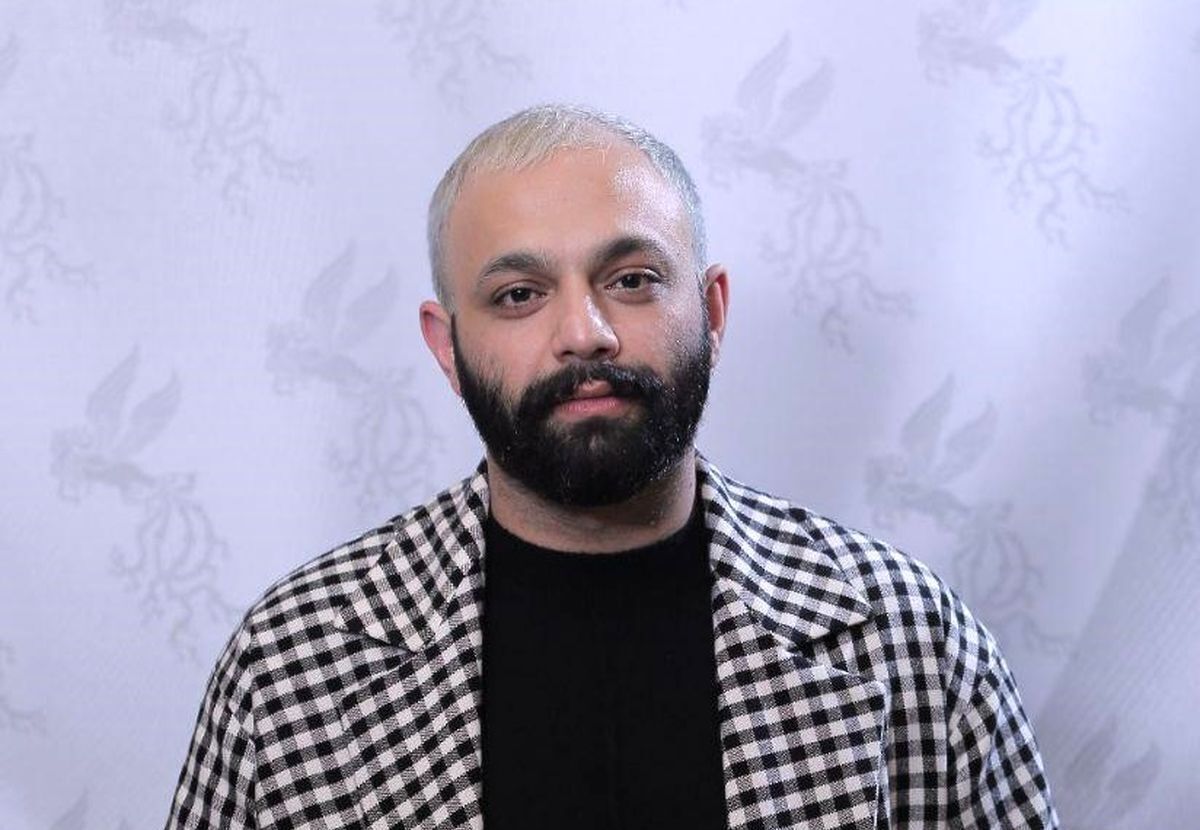 &laquo;صابر ابر&raquo; با لباس گلدوزی&zwnj;شده | آیا استایل جدید آقای بازیگر نگاه متفاوت او به مد است؟ + عکس