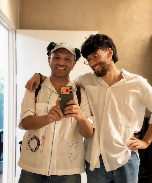 «صابر ابر» با لباس گلدوزیشده و نگاه متفاوت او به مد + عکس «صابر ابر» با لباس گلدوزیشده و نگاه متفاوت او به مد + عکس
