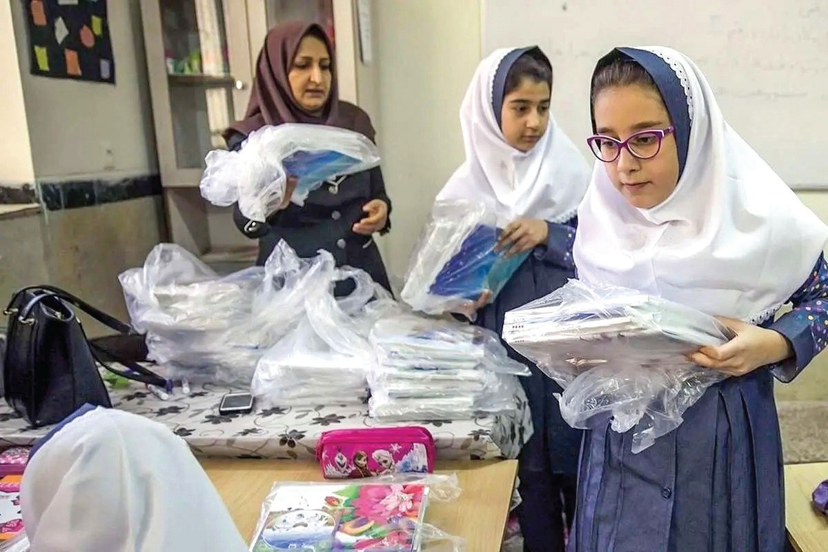 توزیع کتاب‌های درسی در مدارس خراسان رضوی؛ از ۱۰ شهریور
