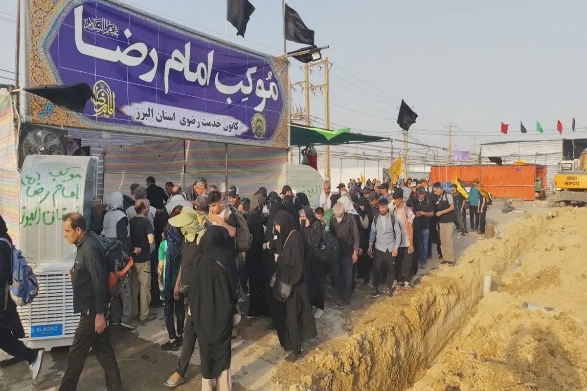 ویدئو | حضور خادمان امام رضا(ع) در مواکب خدمت&zwnj;رسانی مرز مهران