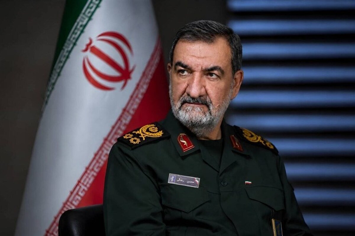 سرلشکر رضایی: جنگ اقتصادی ادامه یابد یک قطره نفت از تنگه هرمز صادر نخواهد شد