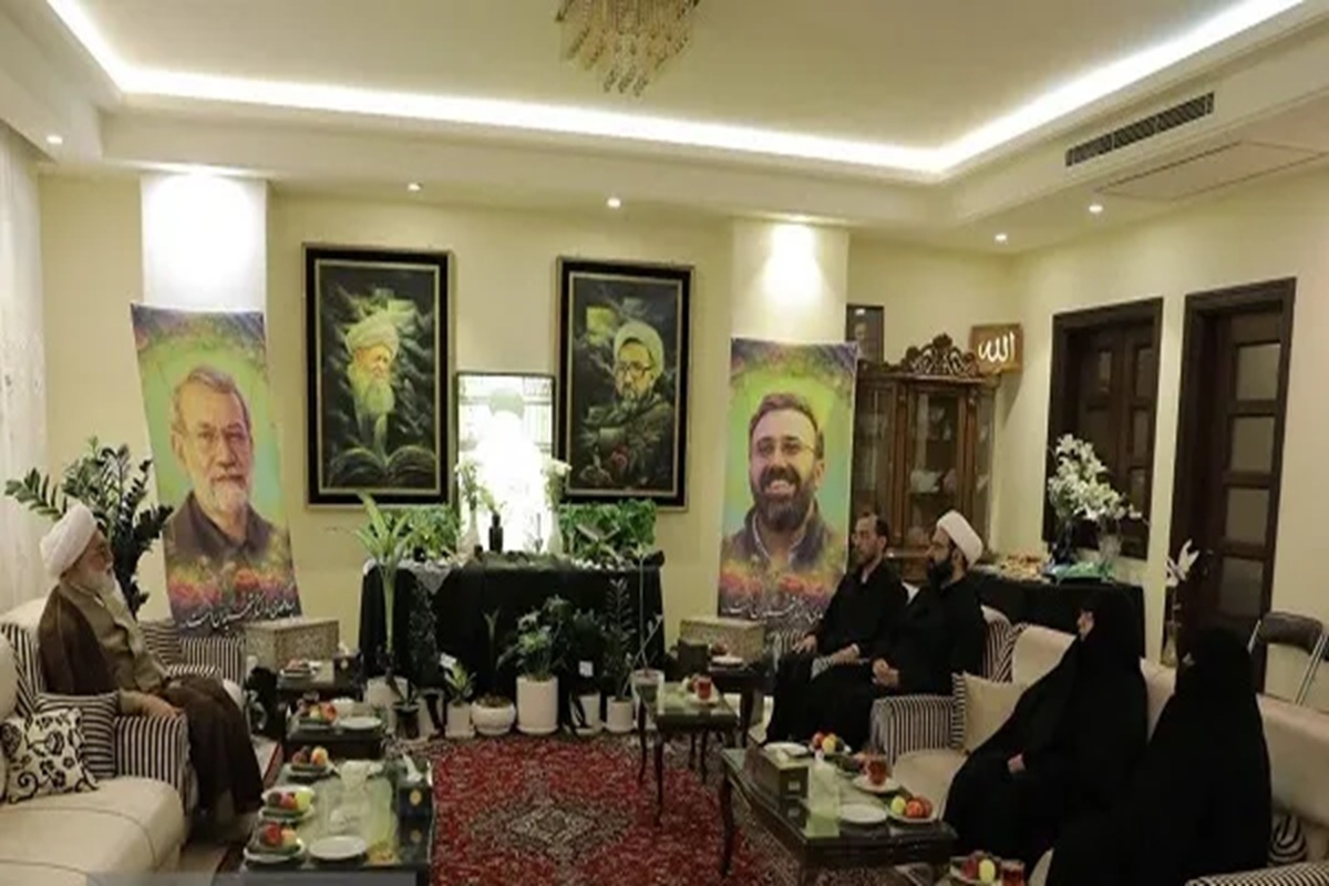 تولیت آستان قدس رضوی: شهید لاریجانی در بزنگاه‌ها آرامش، صلابت و عمق ایمان خود را نشان داد