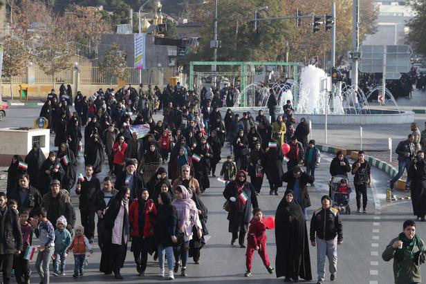 همایش پیاده روی بزرگ خانوادگی در مشهد +تصاویر