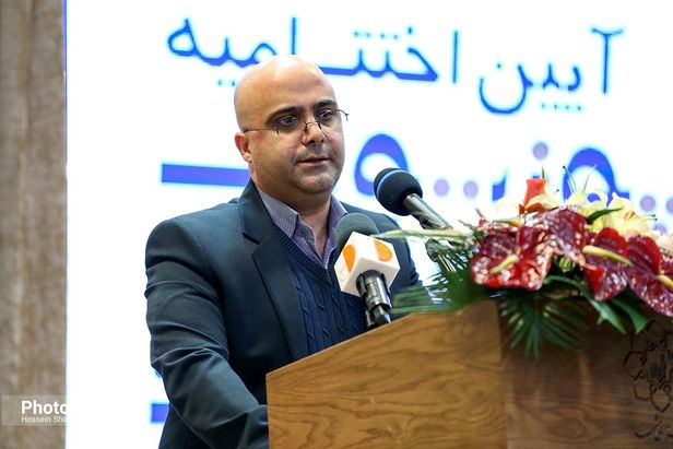 ادای دین به مشاهیر شهر