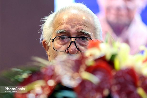 ادای دین به مشاهیر شهر