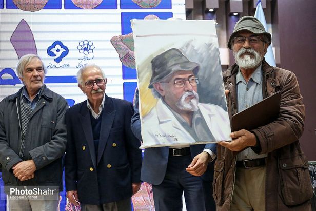 ادای دین به مشاهیر شهر