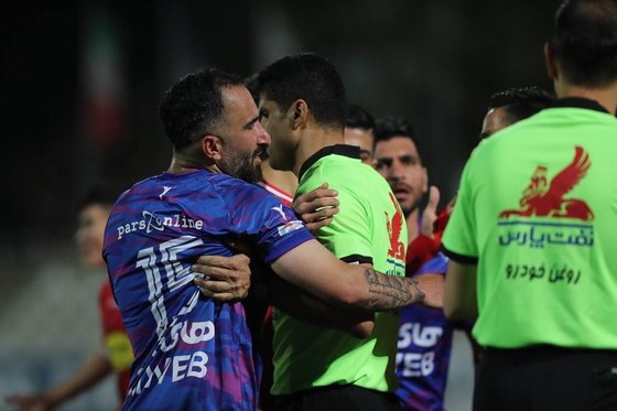 گزارش تصویری دیدار پرسپولیس و هوادار تهران