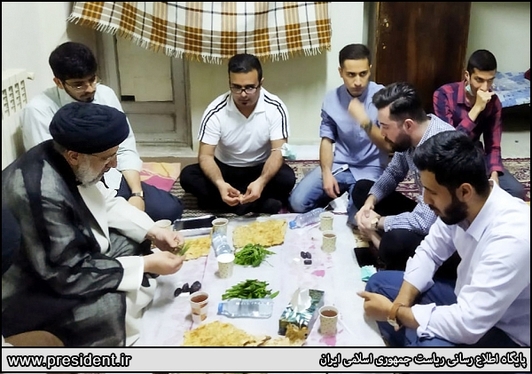 درباره افطار رئیس‌جمهور با دانشجویان افغانستانی در خوابگاه دانشگاه خوارزمی کرج + تصاویر