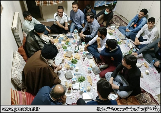 درباره افطار رئیس‌جمهور با دانشجویان افغانستانی در خوابگاه دانشگاه خوارزمی کرج + تصاویر