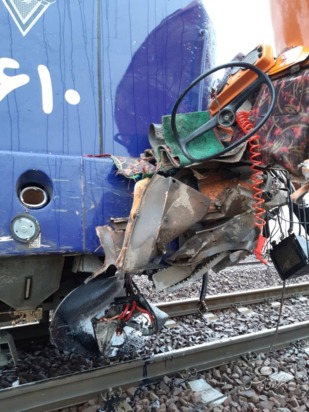 یک کشته براثر برخورد کامیون با قطار تهران-رشت ‌‌‌