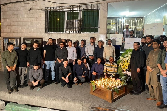 همدردی دانشجویان ایرانی با مردم افغانستان + عکس