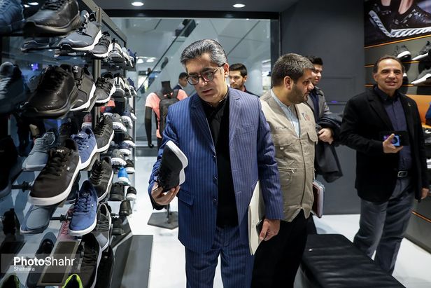 جامه پلمب بر تن بی‌قیمت‌ها