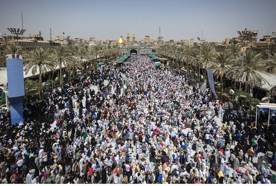 تصاویر دیدنی از نماز عید قربان در کربلا + عکس و‌ فیلم