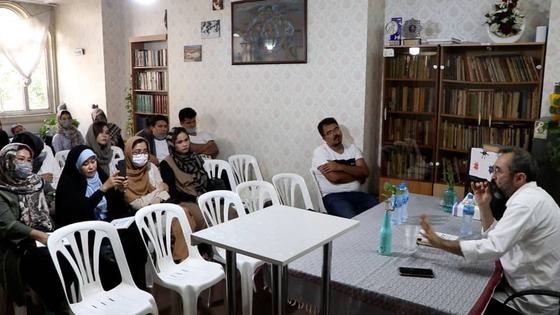 گزارشی از مراسم رونمایی کتاب گلشهر؛ خاطرات یک زمین شناس