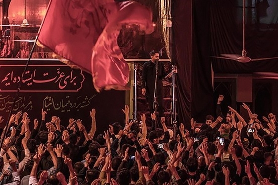 مداحی پرشور محمدحسین پویانفر در کابل + فیلم و عکس