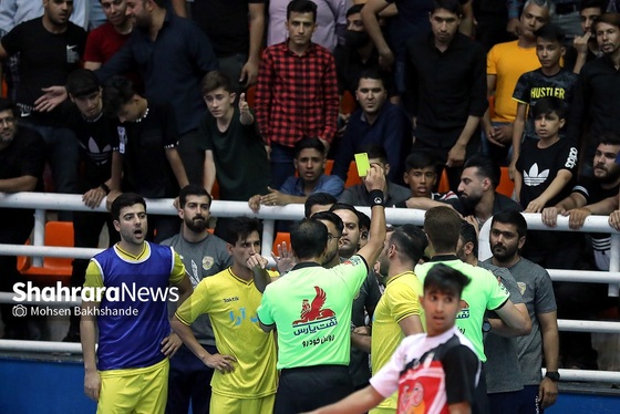 لیگ برتر فوتسال | مسابقه فرش آرا مشهد و چیپس کامل