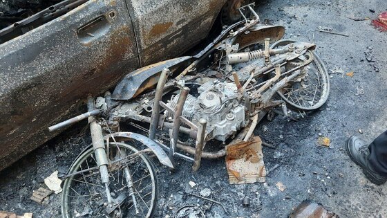 آتش سوزی مهیب منزلی مسکونی در مشهد توسط آتش‌نشانان مهار شد + عکس