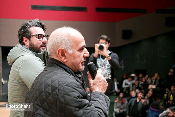 اکران «مطرب» با حضور پرویز پرستویی و محسن کیایی در سینما هویزه مشهد
