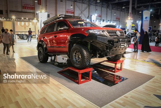 بيست و دومين نمايشگاه بين المللی خودرو