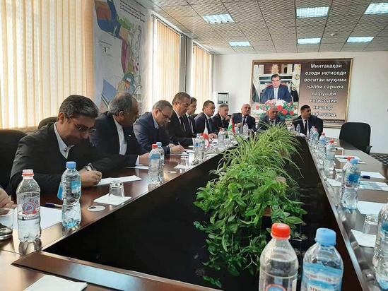 افتتاح نمایشگاه اختصاصی جمهوری اسلامی ایران با محوریت خراسان‌رضوی در شهر دوشنبه