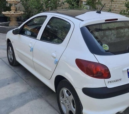 پژو ۲۰۶ تیپ ۳ «ایران خودرو» وارد بازار شد + قیمت و مشخصات (۲۹ شهریورماه ۱۴۰۱)