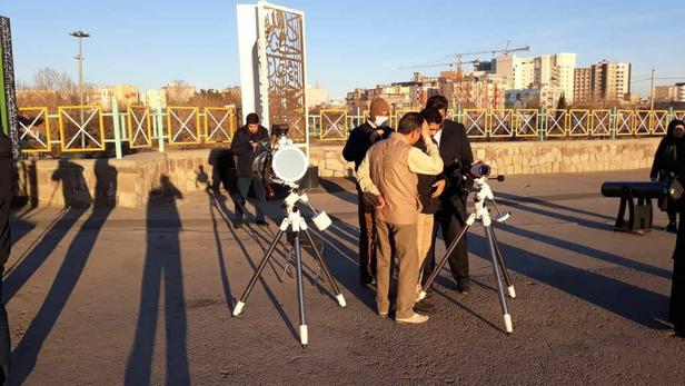 پدیده خورشیدگرفتگی ۵ دی ماه +تصاویر و ویدئو