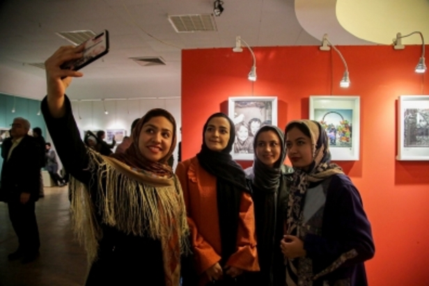 نمایشگاه «عکاسان برتر افغانستان» در مشهد