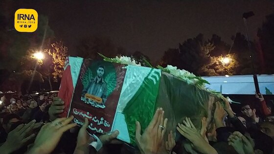 مراسم وداع با شهیدان دانیال رضا زاده و حسین زینال‌زاده دانشگاه فردوسی مشهد + فیلم و تصاویر