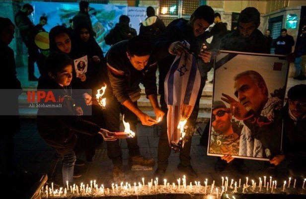 شام غریبان مردم تهران برای سردار سلیمانی + تصاویر