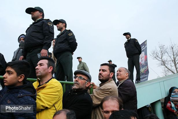 گزارش زنده از مراسم تشییع سردار سلیمانی در مشهد/ وعده ما با شهیدان مقاومت ساعت۱۴ میدان ۱۵خرداد مشهد