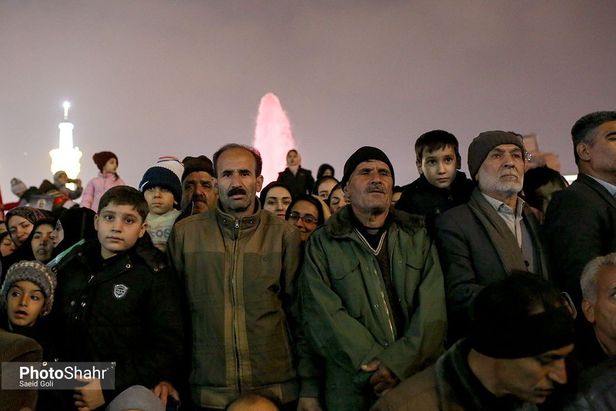 گزارش زنده از مراسم تشییع سردار سلیمانی در مشهد/ وعده ما با شهیدان مقاومت ساعت۱۴ میدان ۱۵خرداد مشهد