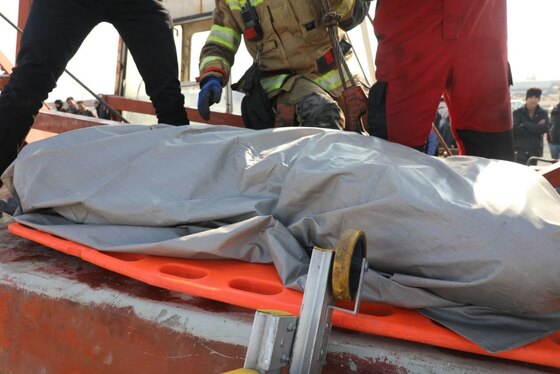 تعمیر جرثقیل در فریمان، حادثه ساز شد + تصاویر