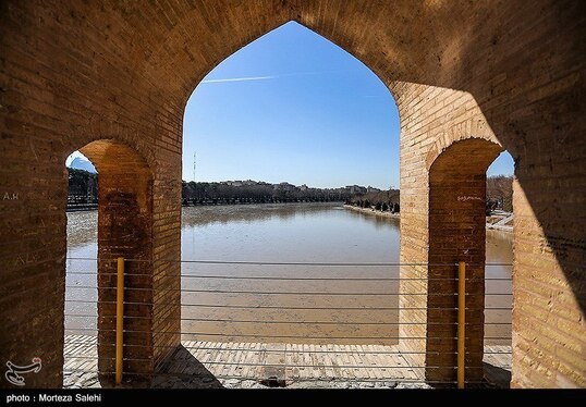 آب به زاینده‌ رود رسید + تصاویر و فیلم